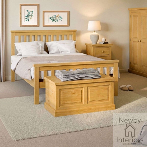 NH-CKP-13 - Chunky Pine Wood Blanket Box with Lid