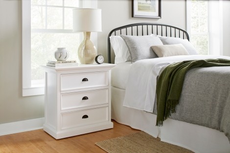 Halifax - Pure White Painted - Bedside Table - 3 Drawers