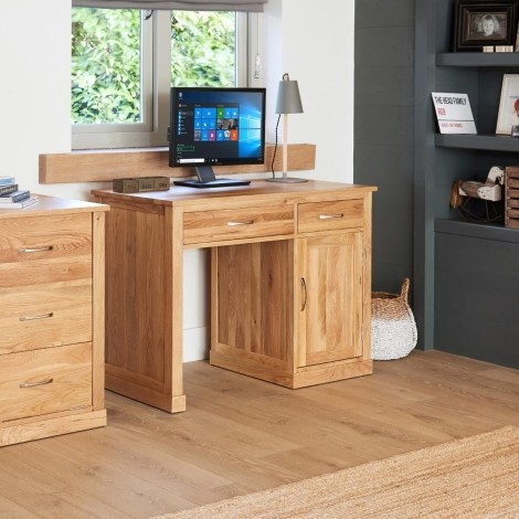 Mobel Oak Single Pedestal Computer Desk COR06B