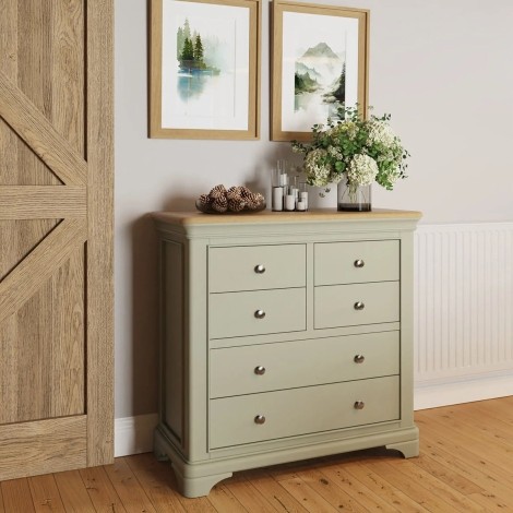Faire 4+2 Chest in Sage Green with Oak Top
