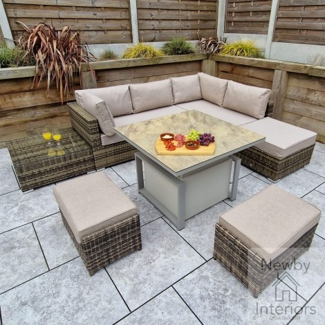 Savannah Outdoor Deluxe Corner Sofa Set With Madrid Lift Table In Natural Weave