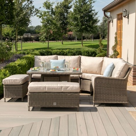 Winchester Royal Corner with Fire Pit