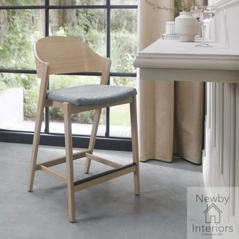 Vega Scandi Oak Bar Stool - Grey Fabric (3041-09BSP-GRY)
