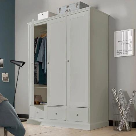 7900-83 - Ashby Soft Grey Triple Wardrobe