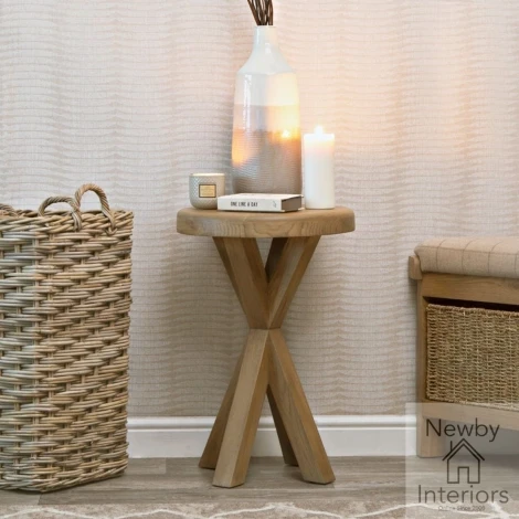 Hoxley Smoked Oak - Round Side Table (HO-RSIT-1)