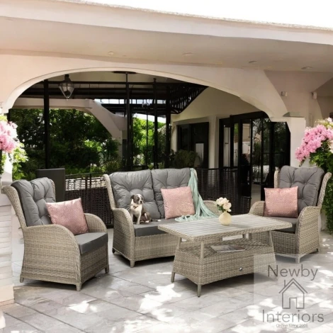 Meghan Outdoor 2 Seater & 2 Arm Chairs Set In Creamy Grey Wicker