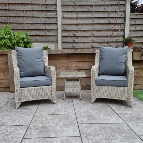 Meghan Outdoor Wicker 2 Chairs & Side Table