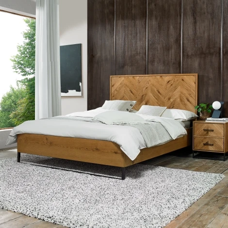 3033-45BD - Riva Rustic Oak Panel Bedstead (Super King 180cm)