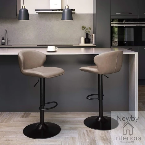 H2040-09-STV-S - Rosso Stone Vintage Faux Leather Gas Lift Swivel Barstool with Black Base (Single)